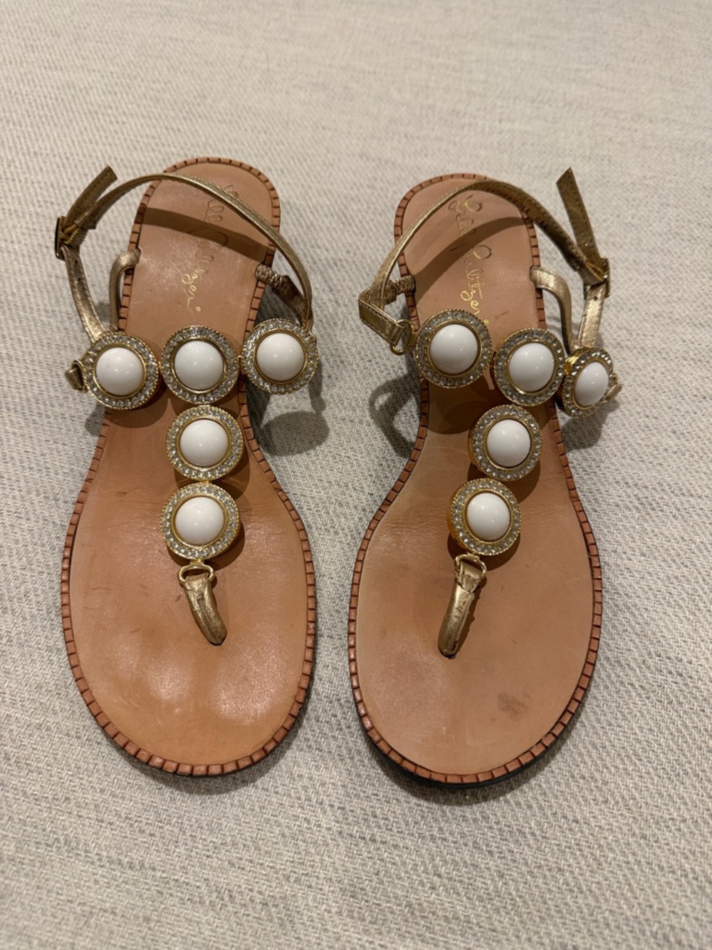 Lilly Pulitzer Gold Leather Sandals size 6